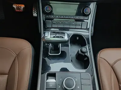 Haval H8