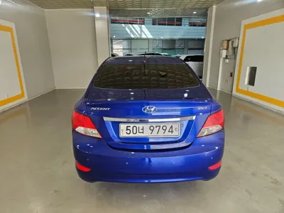 Hyundai Accent
