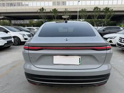Nio EC6