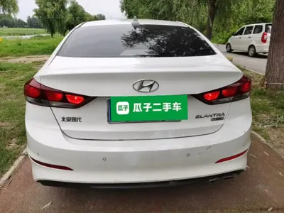 Hyundai Elantra
