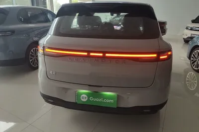 Leapmotor B10