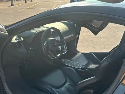 McLaren GT