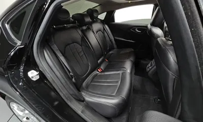 Chrysler 200