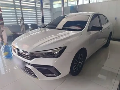Roewe i5