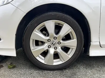 Honda Jade