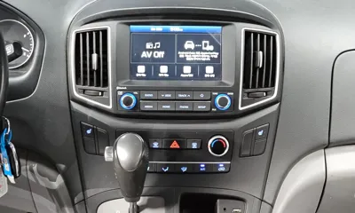 Hyundai Starex
