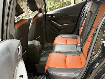 Mazda 3 Axela