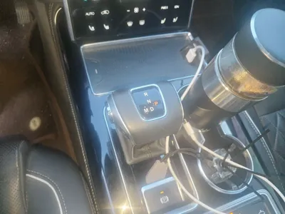 Hongqi HS7