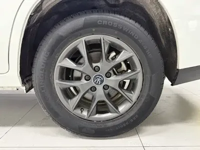 BYD Song