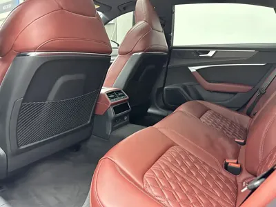 Audi A7L