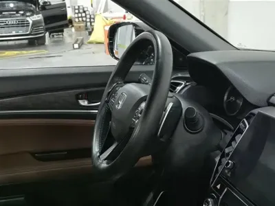 Honda UR-V