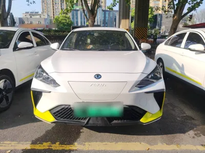 Dongfeng Aeolus E70