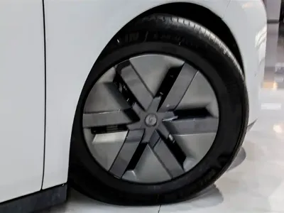 Li Auto Li MEGA
