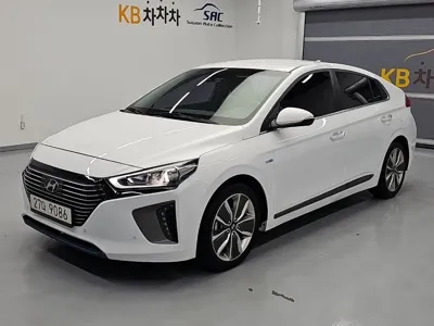 Hyundai Ioniq