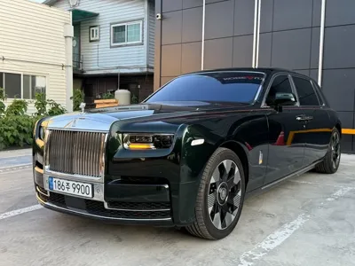 Rolls-Royce Phantom