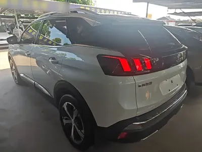 Peugeot 4008
