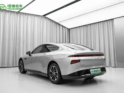 Xpeng P7