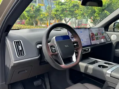 Li Auto Li L8