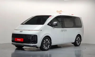 Hyundai Staria