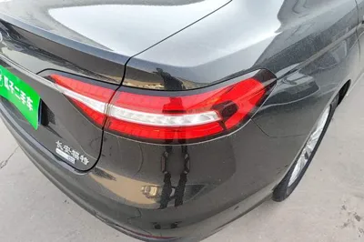 Ford Taurus