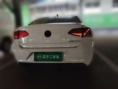 Volkswagen Lamando