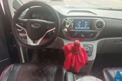 JAC Refine M3
