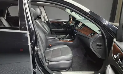 Hyundai Equus