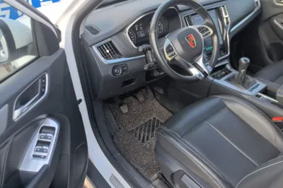 Roewe RX5