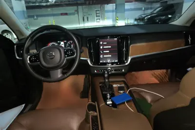 Volvo S90