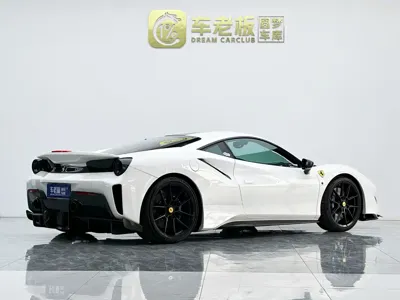 Ferrari 488