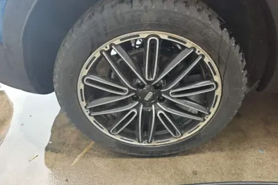 Qoros 5
