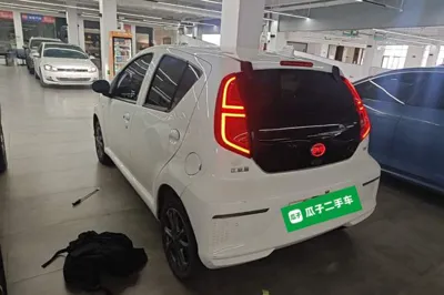 BYD e1