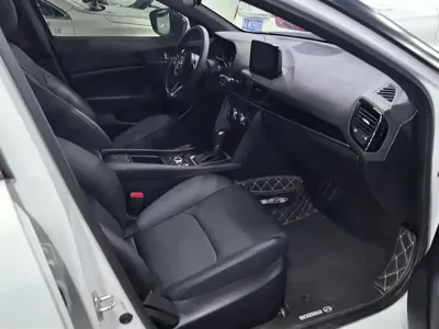 Mazda CX-4