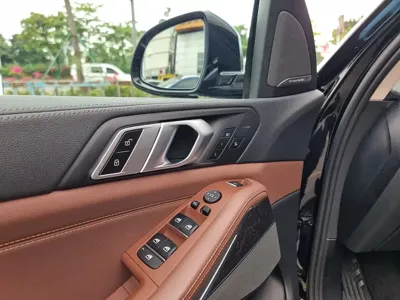 BMW X5 (Import)