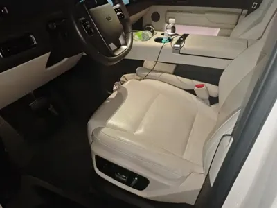 Li Auto Li MEGA