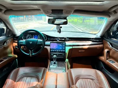 Maserati Quattroporte