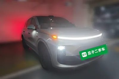 Li Auto L6
