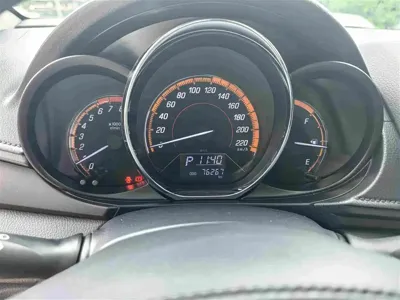 Toyota Yaris L