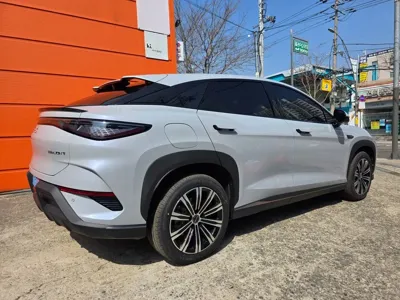 BYD Sealion 7