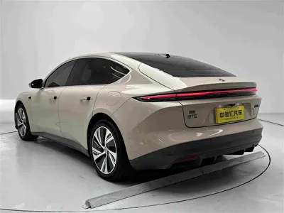 Nio ET5