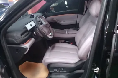 Nio EC6