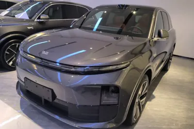 Li Auto L6