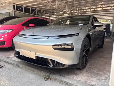 Xpeng P7