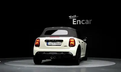 MINI Cooper Convertible