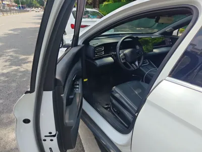 BYD Qin L