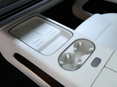 Li Auto 理想i6