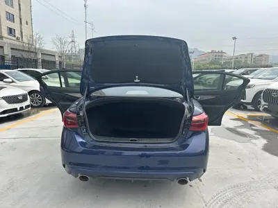 Infiniti Q50L