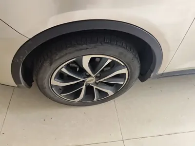 Geely Emgrand GS