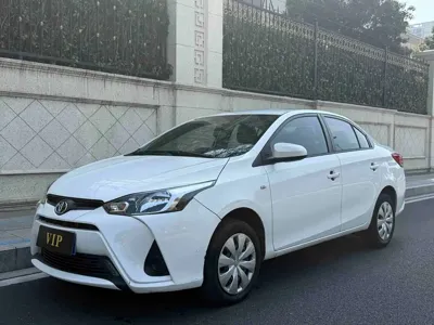 Toyota Yaris L