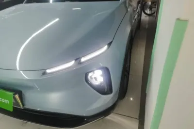 Nio EC6
